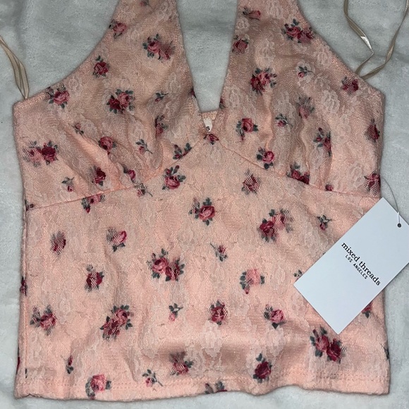 Halter Top - Picture 2 of 4